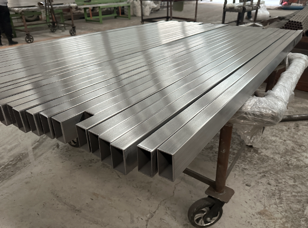 龙潭新能源汽车用不锈钢方管 现货